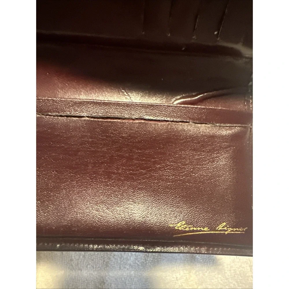 Aigner Billfold Wallet Checkbook With  Cover Burgundy Leather KISS Lock Coin